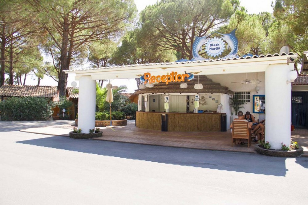 Villaggio Black Marlin